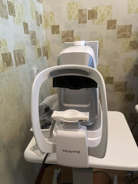 Працівники Вінницького Хабу МХП передали госпіталю обладнання, яке закупили за власні премії