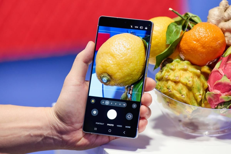 Samsung Galaxy S25 вже в Україні ─ справжнє видалення об'єктів з фото від 42 тис. грн