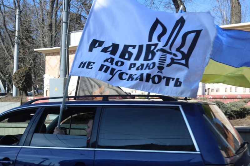 У Вінниці відбувся масштабний патріотичний автопробіг