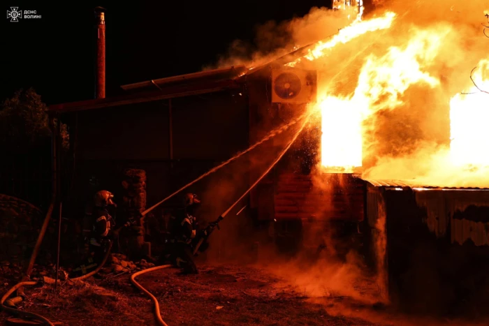 У Зміїнці горів готельно-ресторанний комплекс