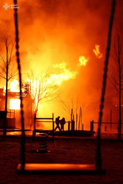 У Зміїнці горів готельно-ресторанний комплекс