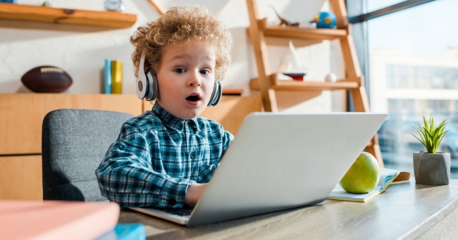 Усі школи Рівного і Квасилова переходять на дистанційне навчання