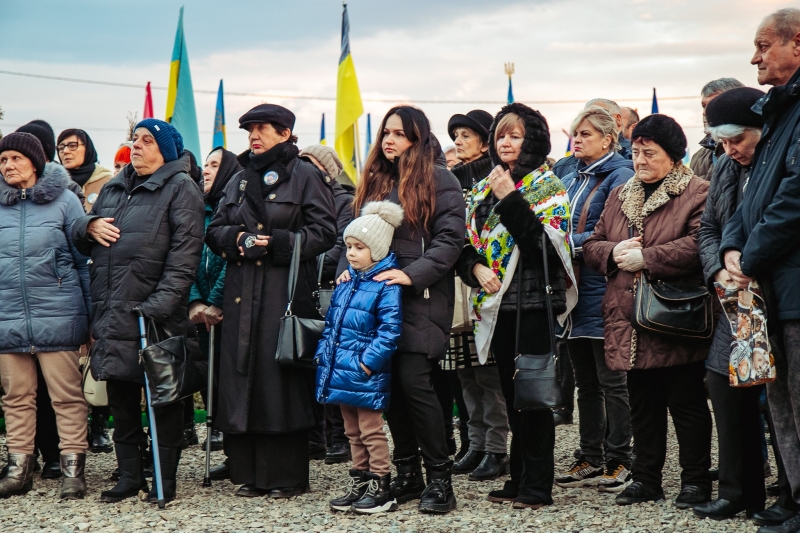 В Івано-Франківську на Алеї Героїв провели “Тиху коляду” (ФОТО)