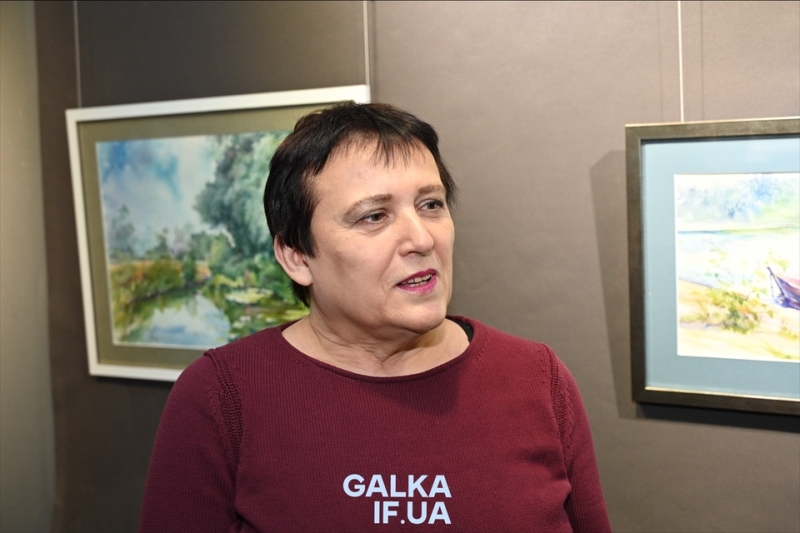 Від графіки до акрилу: викладачі франківської художньої школи презентували “весняну” виставку (ФОТО)