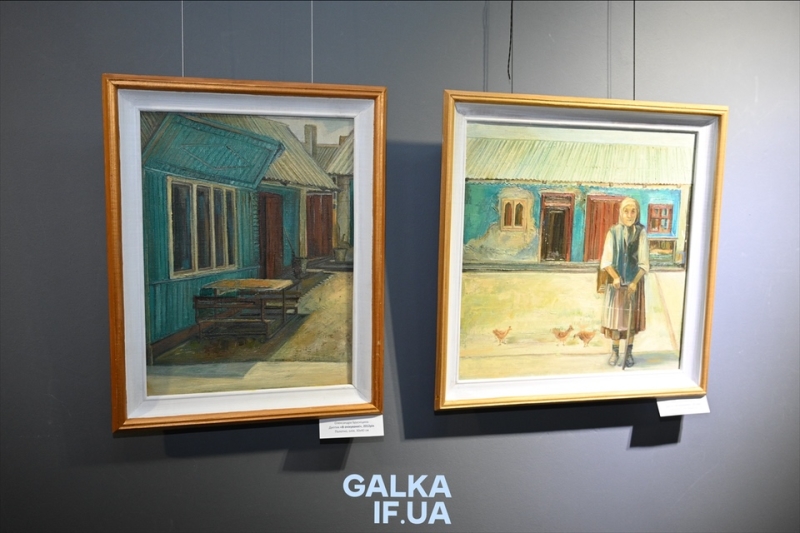 Від графіки до акрилу: викладачі франківської художньої школи презентували “весняну” виставку (ФОТО)