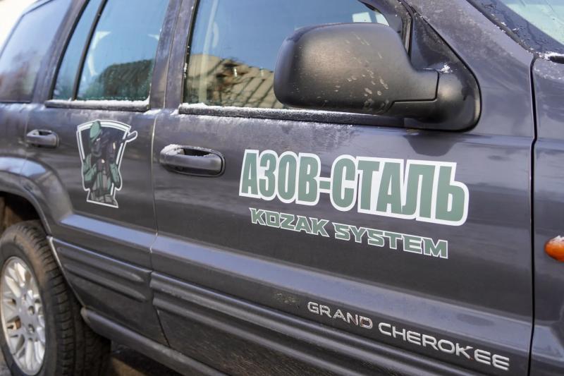 Від команди Полтавської обласної ради військовослужбовцям передали першу цього року автівку