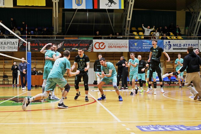 Вища ліга з волейболу. Долю обох чвертьфіналів вирішили золоті сети
