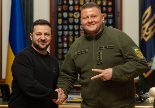 Зеленський &ndash; найпопулярніший політик України, конкуренцію може скласти лише Залужний