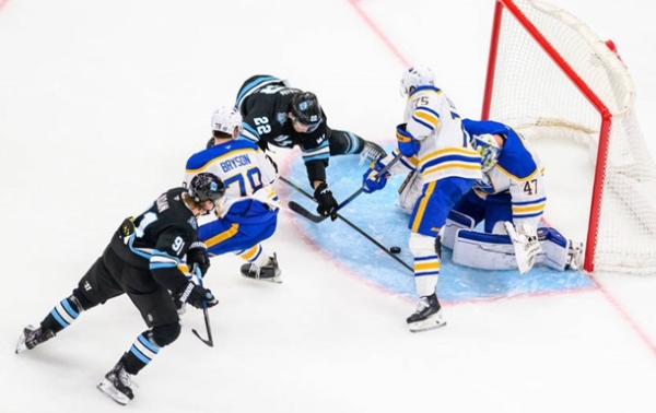 НХЛ: Юта розгромила Баффало НХЛ: Юта розгромила Баффало