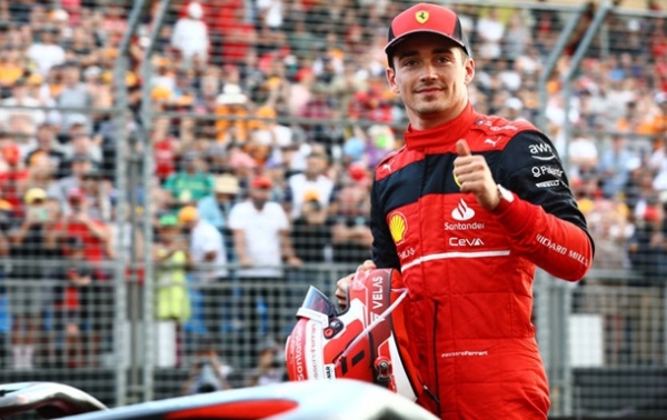 Гонщик Формули-1 втратив годинник за 320 тисяч доларів Гонщик Формули-1 втратив годинник за 320 тисяч доларів