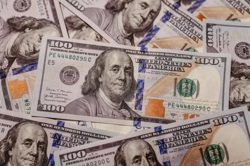 Які долари не приймають в Україні: відповідь Нацбанку