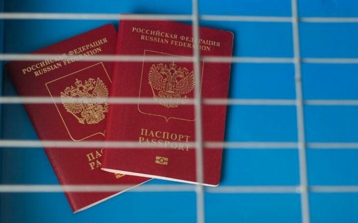 Британська розвідка: 3,5 мільйонів українців на окупованих територіях отримали російські паспорти