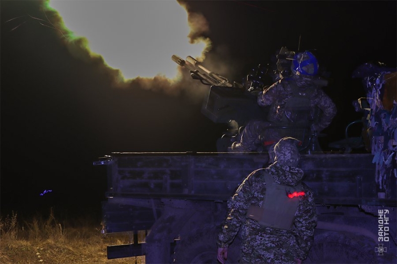 Захист неба: нетішинські нацгвардійці тренуються збивати ворожі дрони