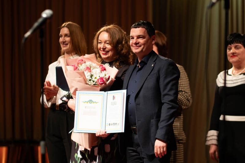 80 років Ужгородській музичній школі: перший державний мистецький навчальний заклад на Закарпатті відзначив річницю заснування