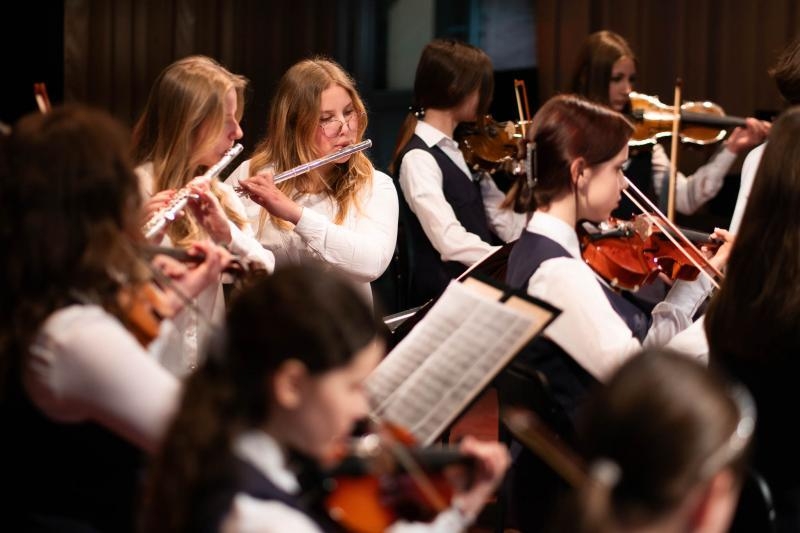 80 років Ужгородській музичній школі: перший державний мистецький навчальний заклад на Закарпатті відзначив річницю заснування