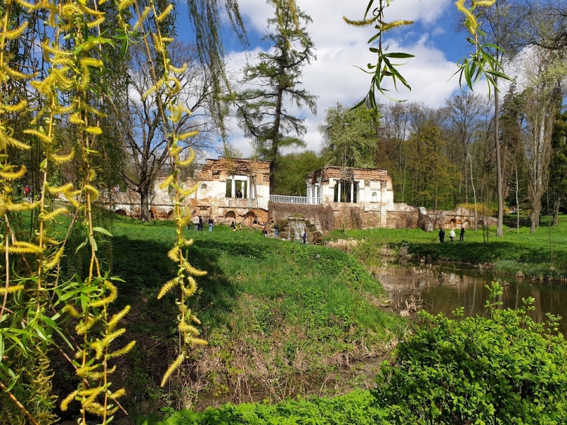 Що подивитися під Києвом. 10 місць для одноденної екскурсії