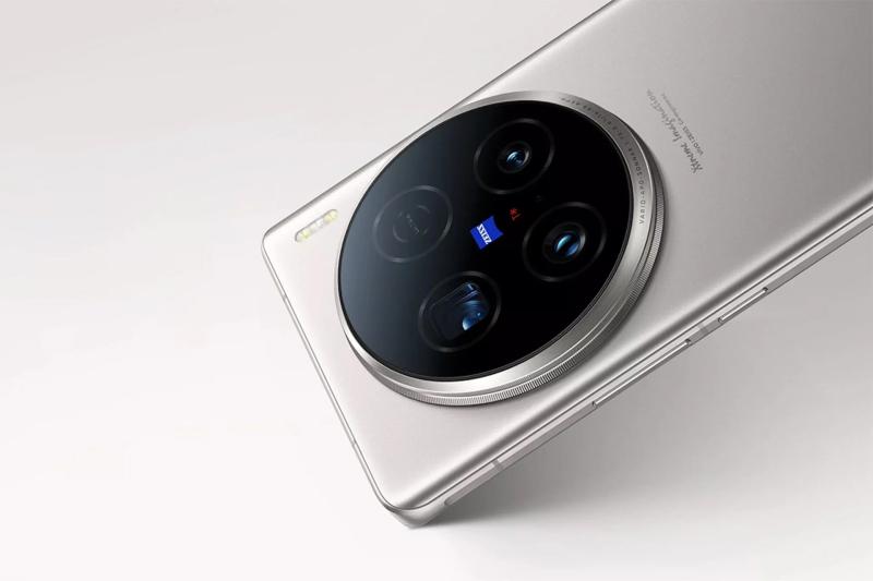 Vivo X200 Ultra може отримати топову 200 МП камеру та Snapdragon 8 Elite