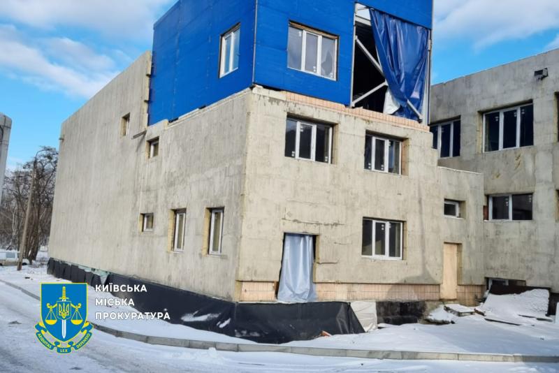 Підрядник поверне 25 млн грн за невиконаний ремонт Льодового палацу в Києві