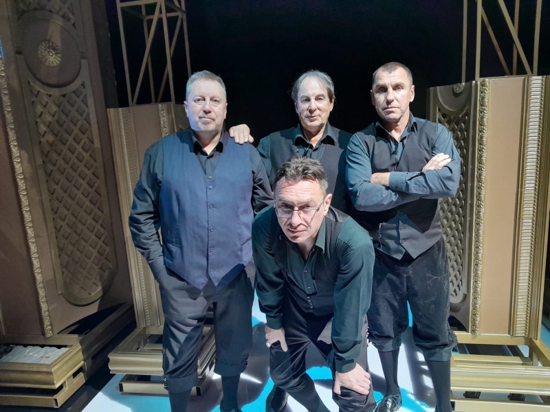 «Бачу перед собою труп маленької дівчинки. Мені довелося її переступити», — головний свідок у суді в справі про удар по маріупольському Драмтеатру