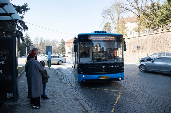 Богдан Андріїв: "В Ужгороді комунальним транспортом уже обслуговуються 8 із 18 міських автобусних маршрутів"