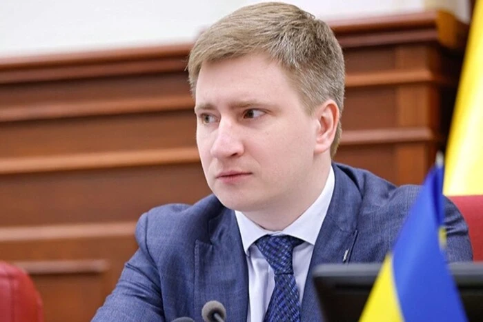 «Депутати не хочуть перебувати з ним в одній залі». Куди сховався секретар Київради Бондаренко?