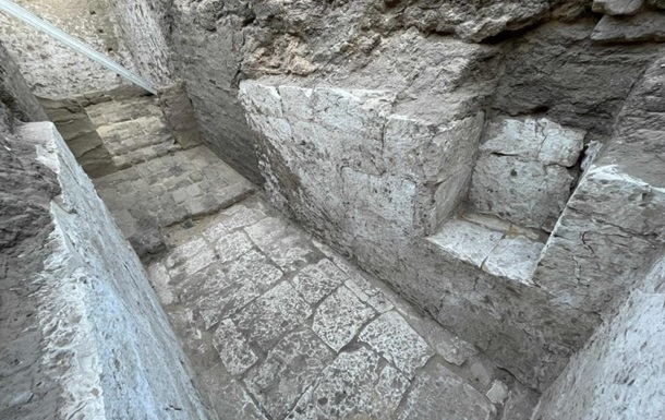 В Єгипті знайшли гробницю невідомого царя