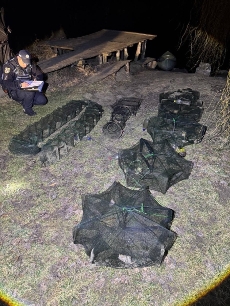 Чоловік наловив понад кілограм раків, заплатить штраф 130 тисяч гривень