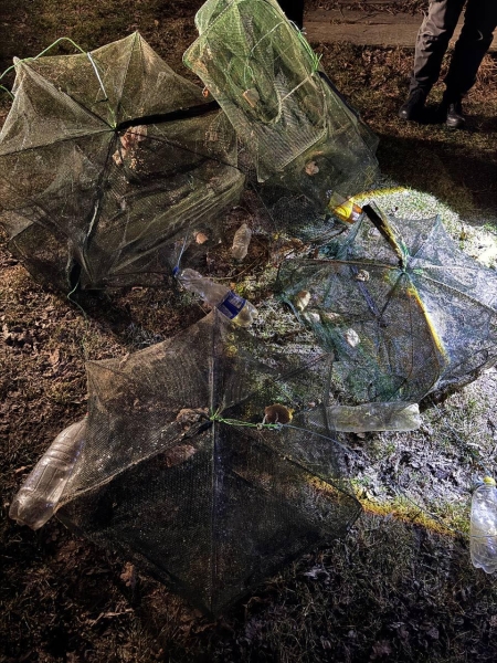 Чоловік наловив понад кілограм раків, заплатить штраф 130 тисяч гривень