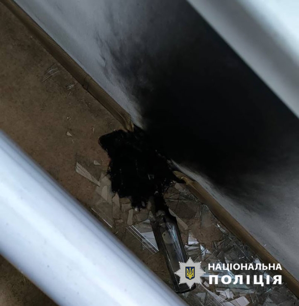 Виконували замовлення РФ. Двоє чоловіків намагалися підпалити приймальню депутата Київради