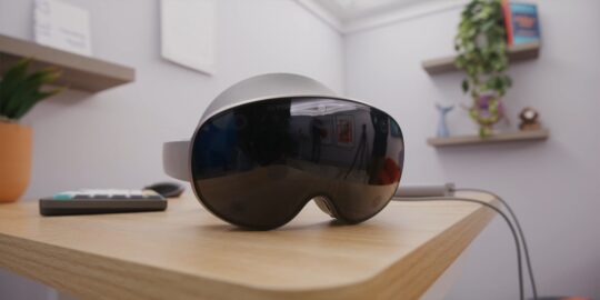 Samsung представить свою гарнітуру віртуальної реальності на MWC 2025