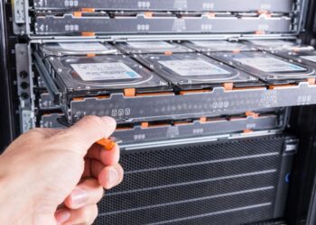 Фальшиві Seagate: вживані HDD продають як нові, параметри SMART затирають