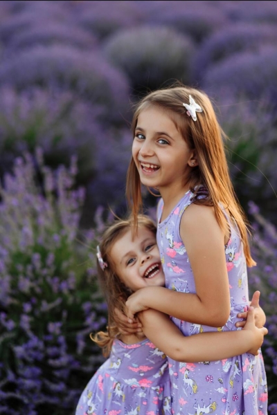 Маріупольчанка з двома дітьми на руках і мріями про медицину простує по життю з девізом: «Бачу мету — не бачу перешкод»