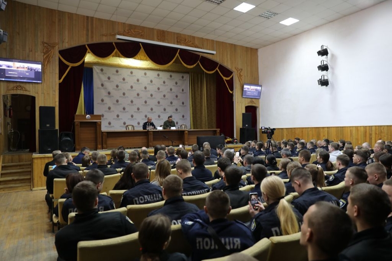 Олександр Усик захистив у Вінниці дисертацію доктора філософії