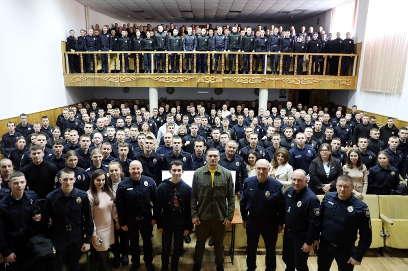 Олександр Усик захистив у Вінниці дисертацію доктора філософії