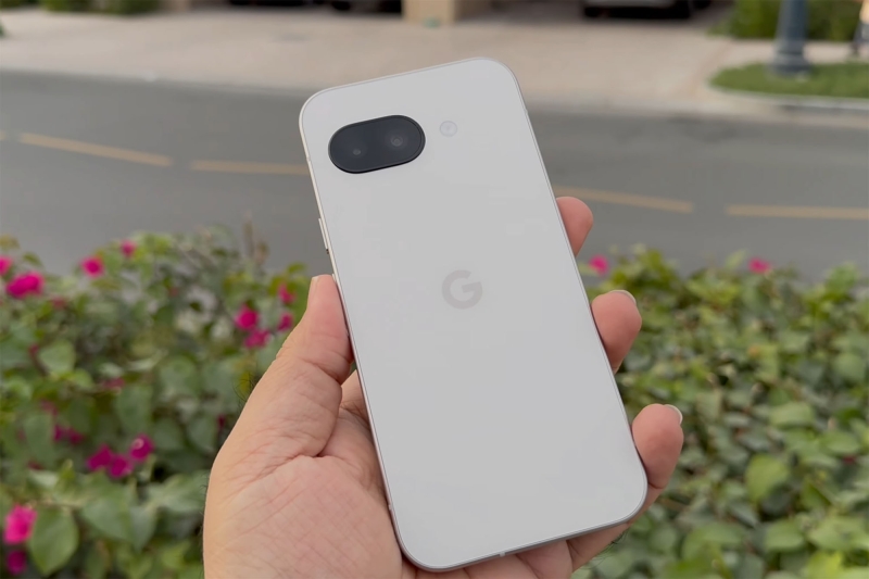 Перші огляди Google Pixel 9a «злили» до релізу: відео, тести, характеристики
