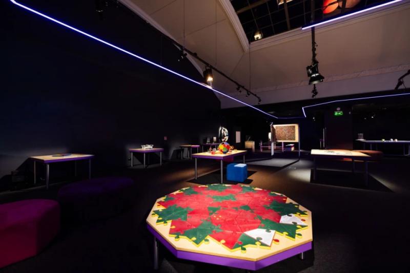 Перший в Україні та п'ятий у світі: у Києві відкрили музей математики "Кубоїд"