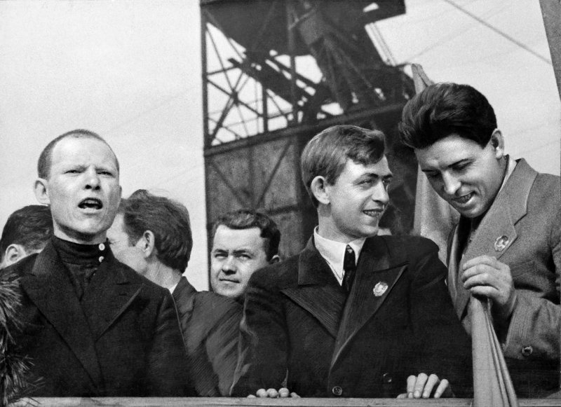 Шахтар-ударник Олексій Стаханов: шлях від ідола мільйонів до пацієнта психіатричної лікарні