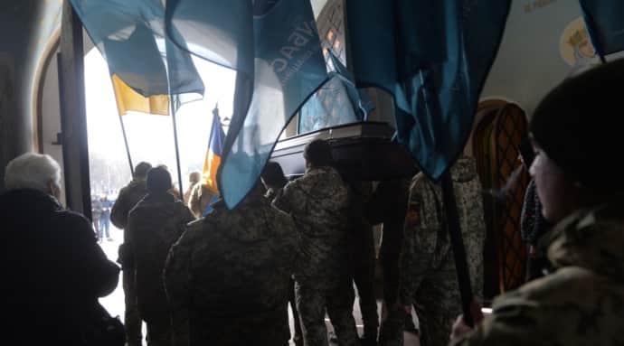 У Києві попрощалися з Василем Ратушним, який загинув на фронті