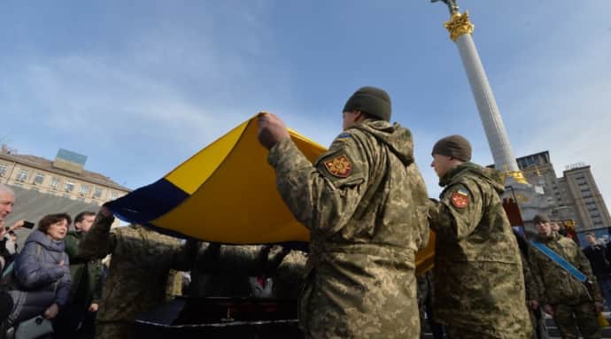 У Києві попрощалися з Василем Ратушним, який загинув на фронті