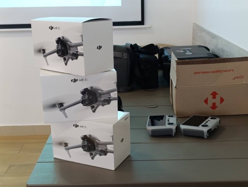 У Ладижині започаткували дитячу школу операторів дронів