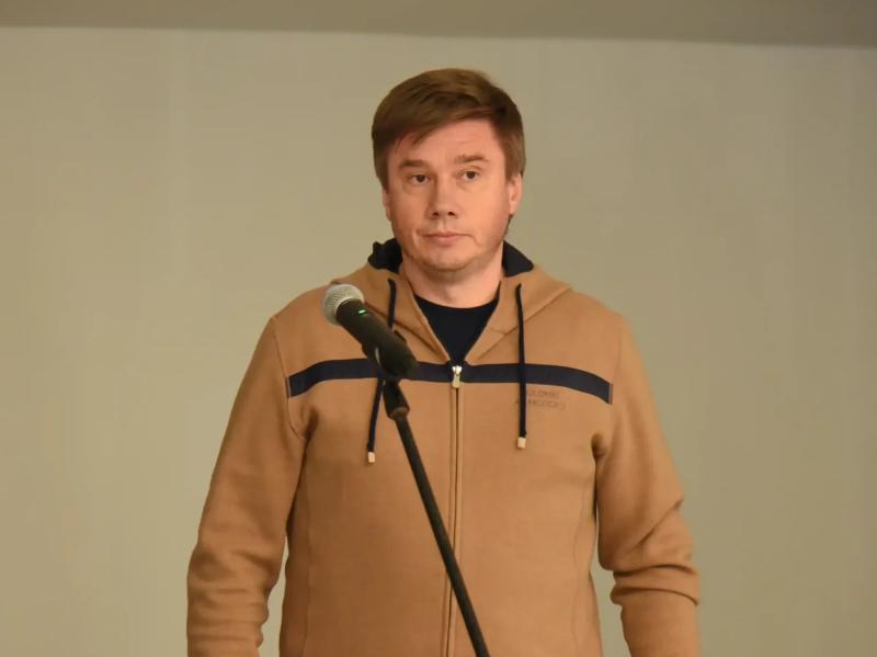 У Полтавській обласній раді відкрили меморіальну дошку добровольцеві й депутату Віталієві Кабачку