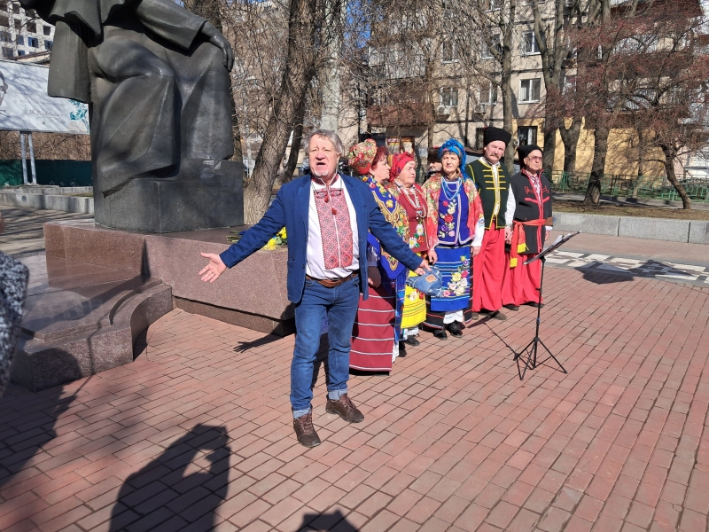 У Січеславі вшанували Тараса Шевченка, з нагоди 211-ої річниці з дня народження