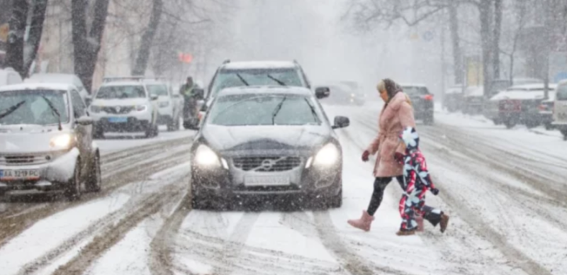 Сніг у квітні — реальність: весна робить холодний камбек