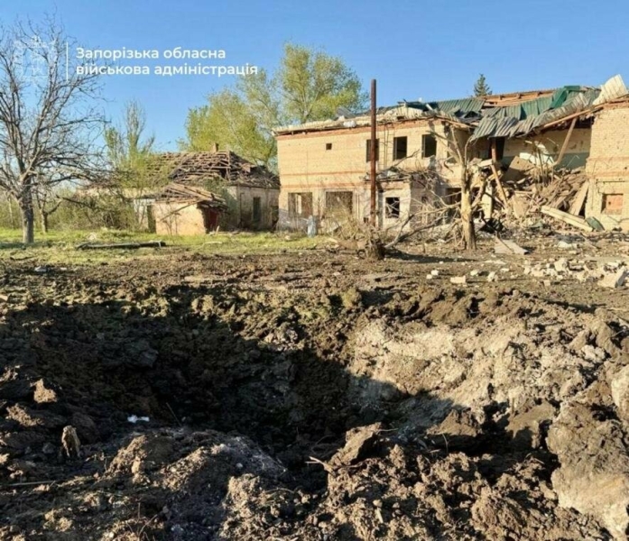 Ворожа армія атакувала авіаційними бомбами прифронтові громади Запорізької області