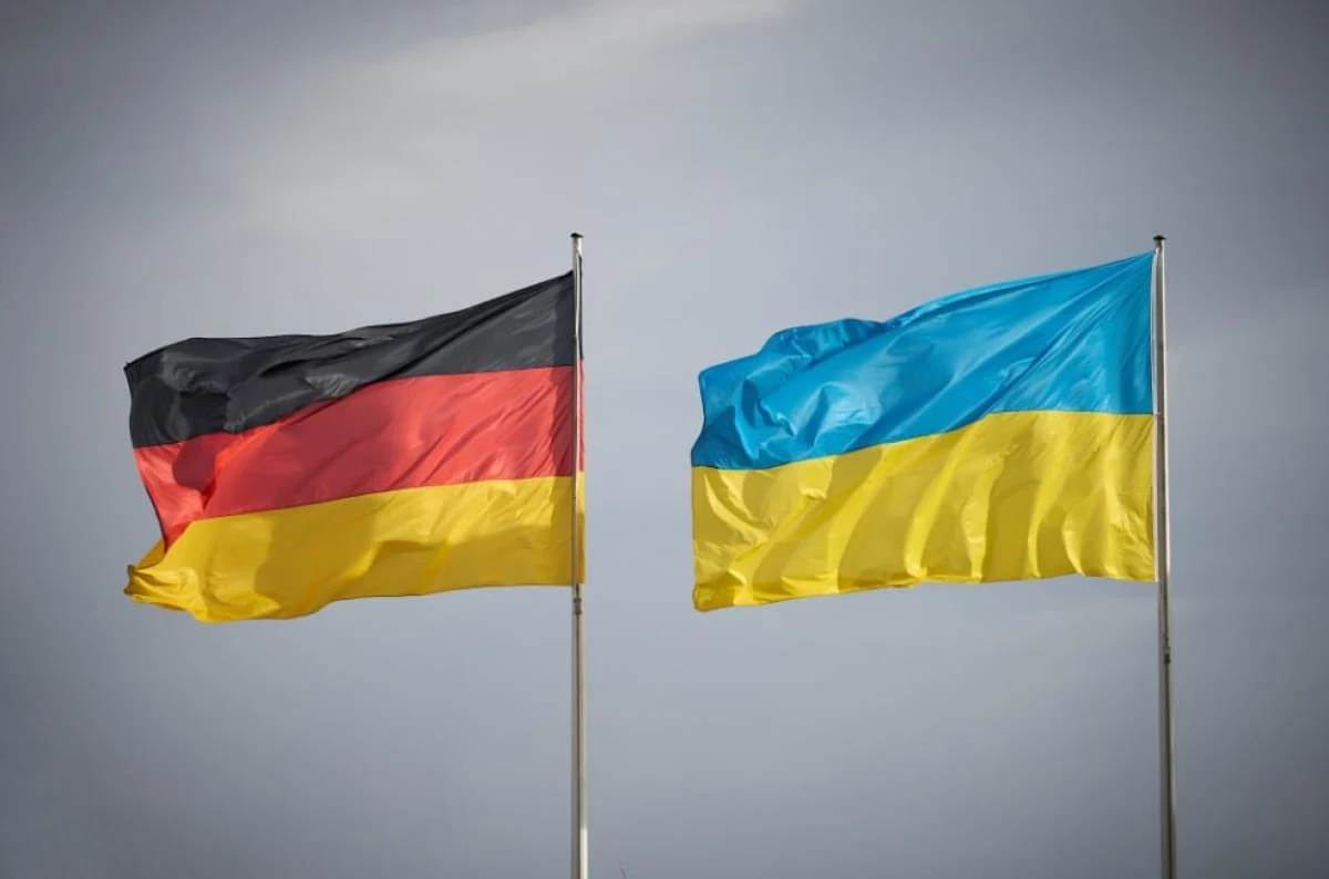 перевезти тіло померлого з Німеччини
