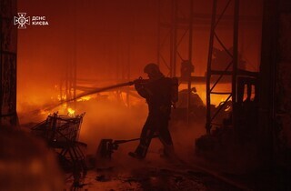 Атака ворожих дронів на Київ: ДСНС працює над ліквідацією наслідків (оновлено)