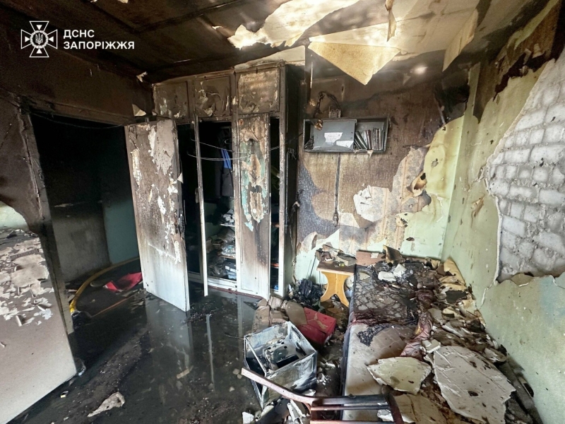 У Запоріжжі сталася пожежа у дев’ятиповерховому гуртожитку, – ФОТО