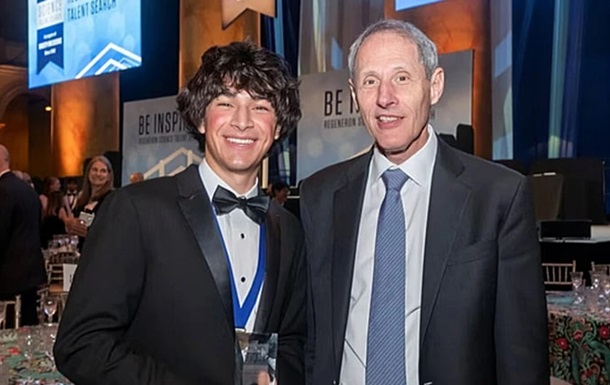 Американець відкрив 1,5 млн нових об єктів у космосі за допомогою ШІ