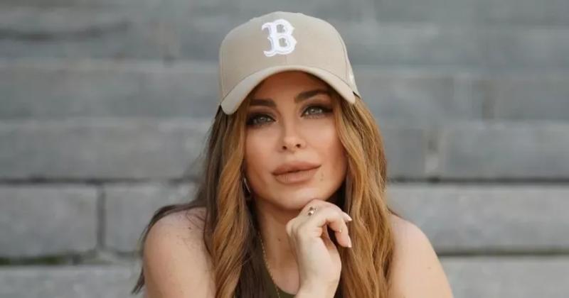 Чи отримала зрадниця Ані Лорак новий український паспорт — у МЗС відповіли