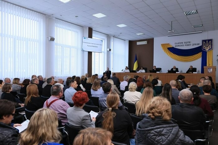 Діалог з бізнесом: на Хмельниччині обговорили податкові виклики для мобілізованих ФОПів